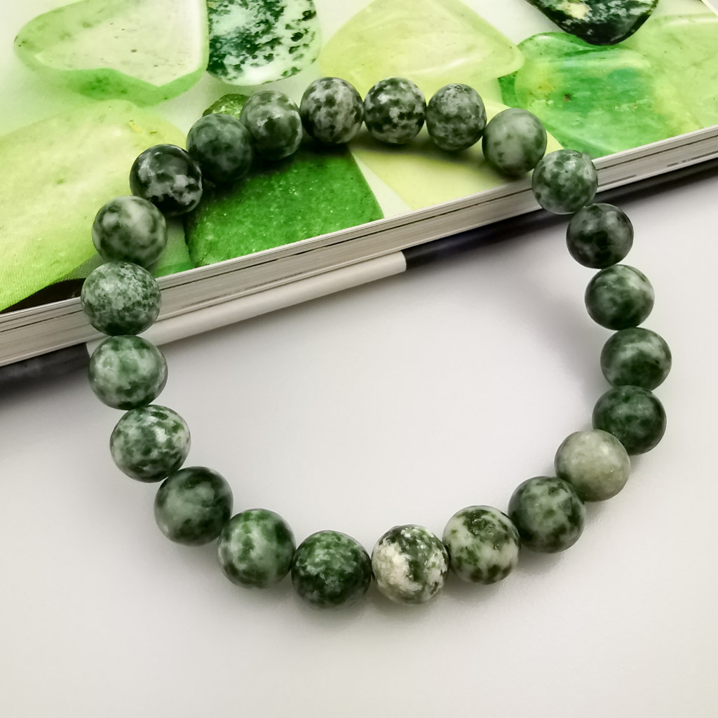 Zöldpettyes jáde karkötő MoonStone Jewellery