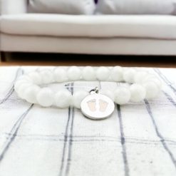 Babaváró fehér holdkő ásványkarkötő nemesfém medállal