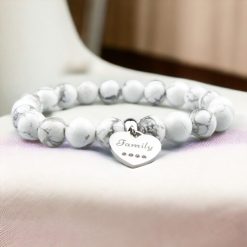 Family howlit ásványkarkötő nemesfém medállal