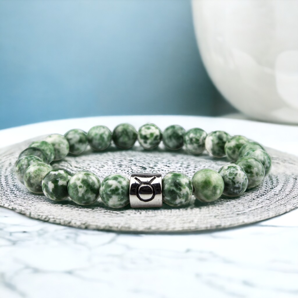 Bika horoszkópos zöldpettyes jáde ásványkarkötő