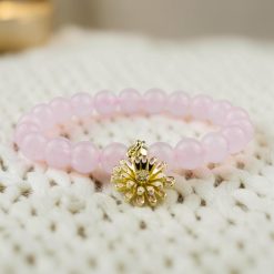 Cirkónia virág medálos ásványkarkötő - rózsakvarc